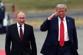 Naftou to neskončí. Trump je připraven na obrovské ústupky Rusku - Novinky